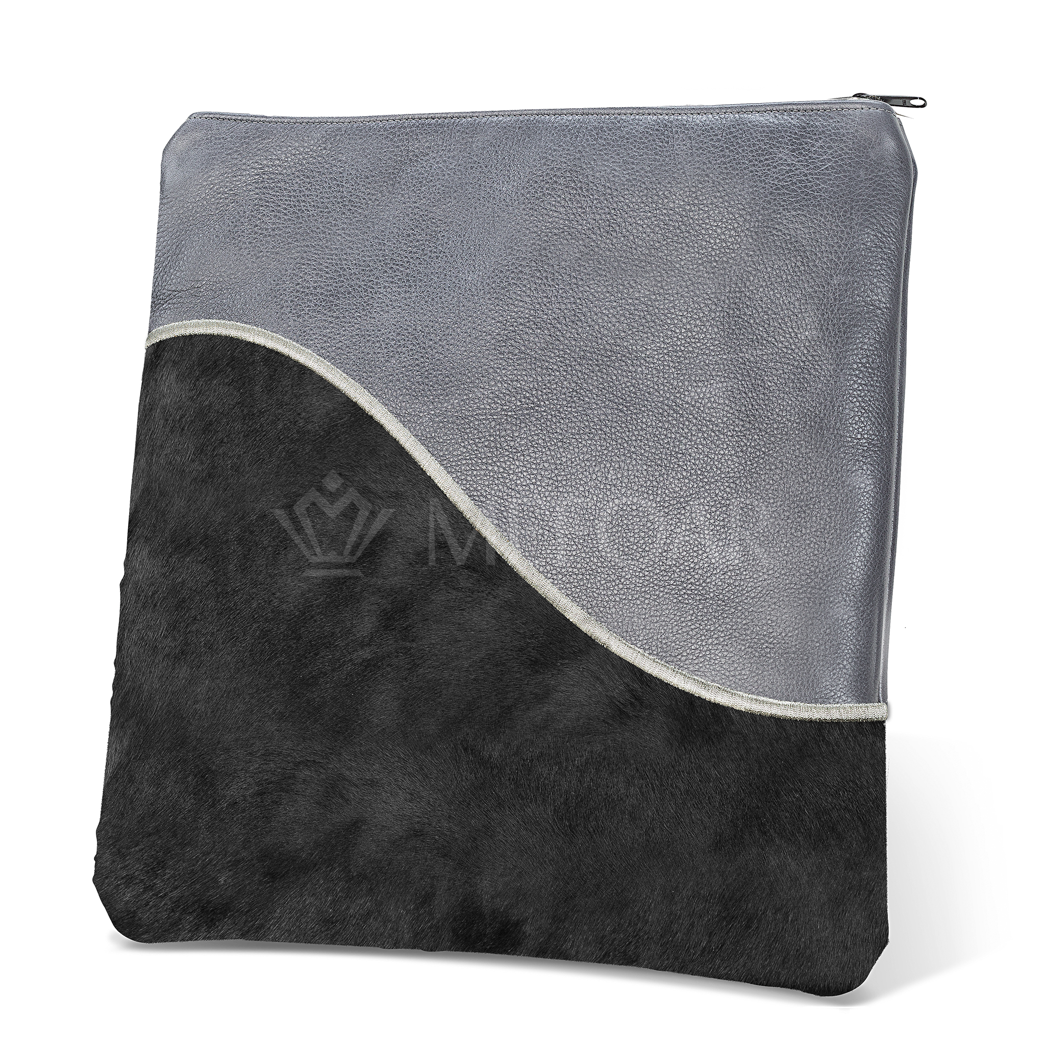 325-Livid Leather And Fur